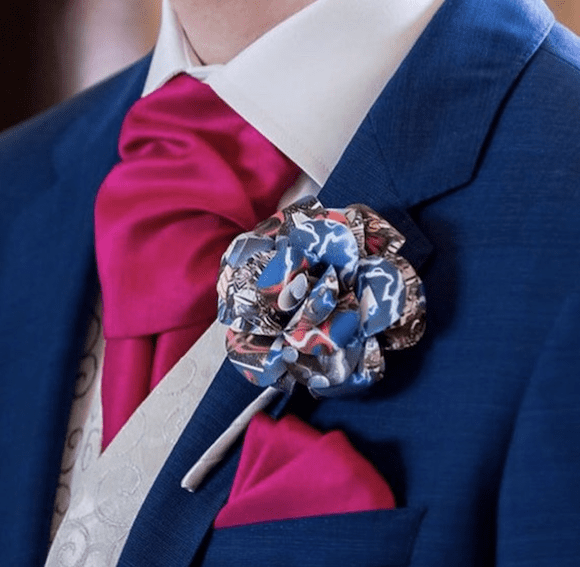 Comic book buttonhole, superhero flower buttonhole, wedding bouquet, comic book boutonnières, paper rose buttonhole, wedding flowers - Image 2
