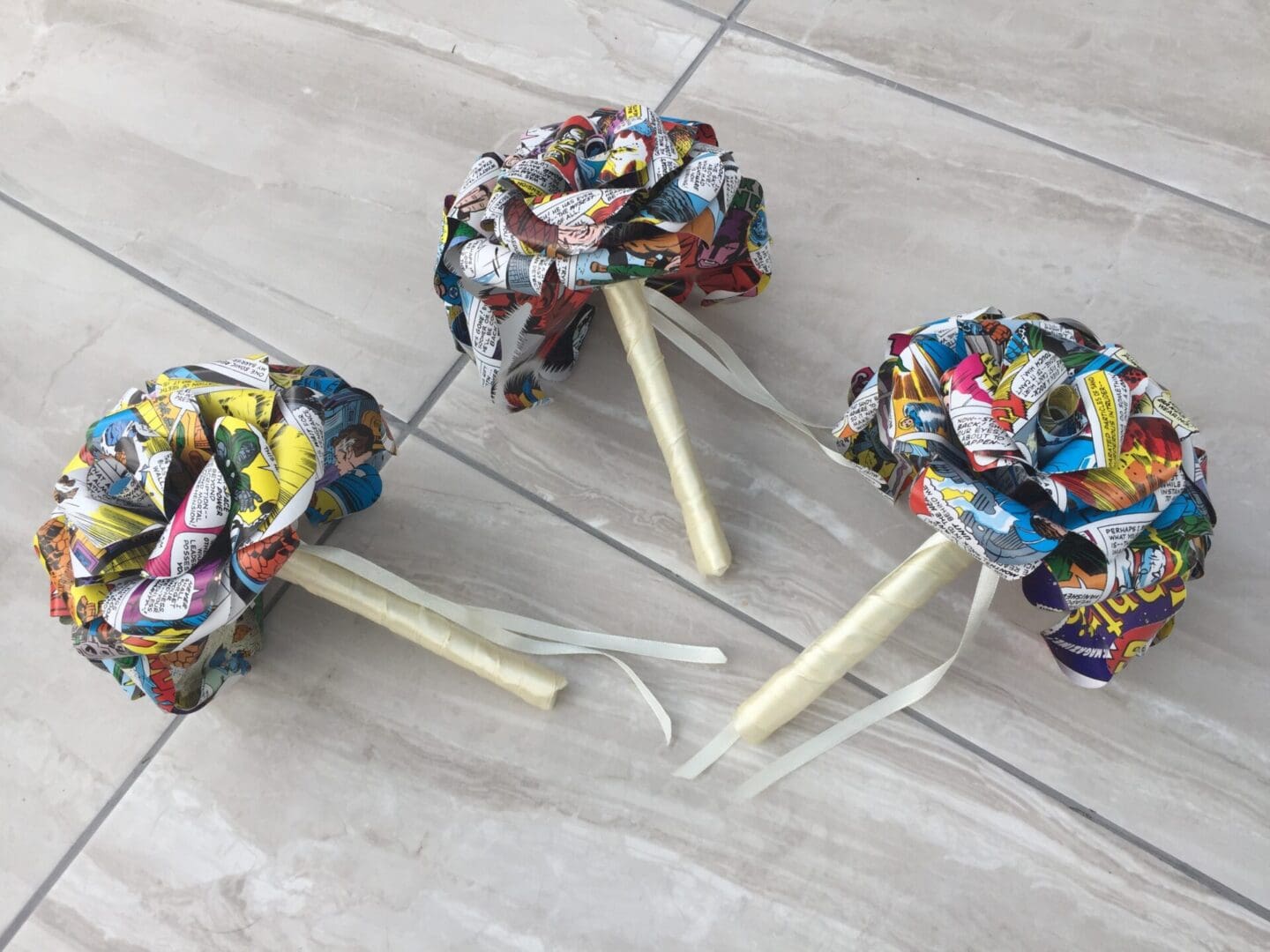 Comic book bridesmaid bouquet, superhero flower bouquet, wedding bouquet, comic book bouquet, paper rose bouquet, wedding flowers - Image 2