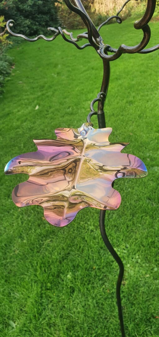 Bird feeder tree stand station with 4 colourful stainless steel oak leaves. Family tree, iron and steel wedding anniversary gift. - Image 3