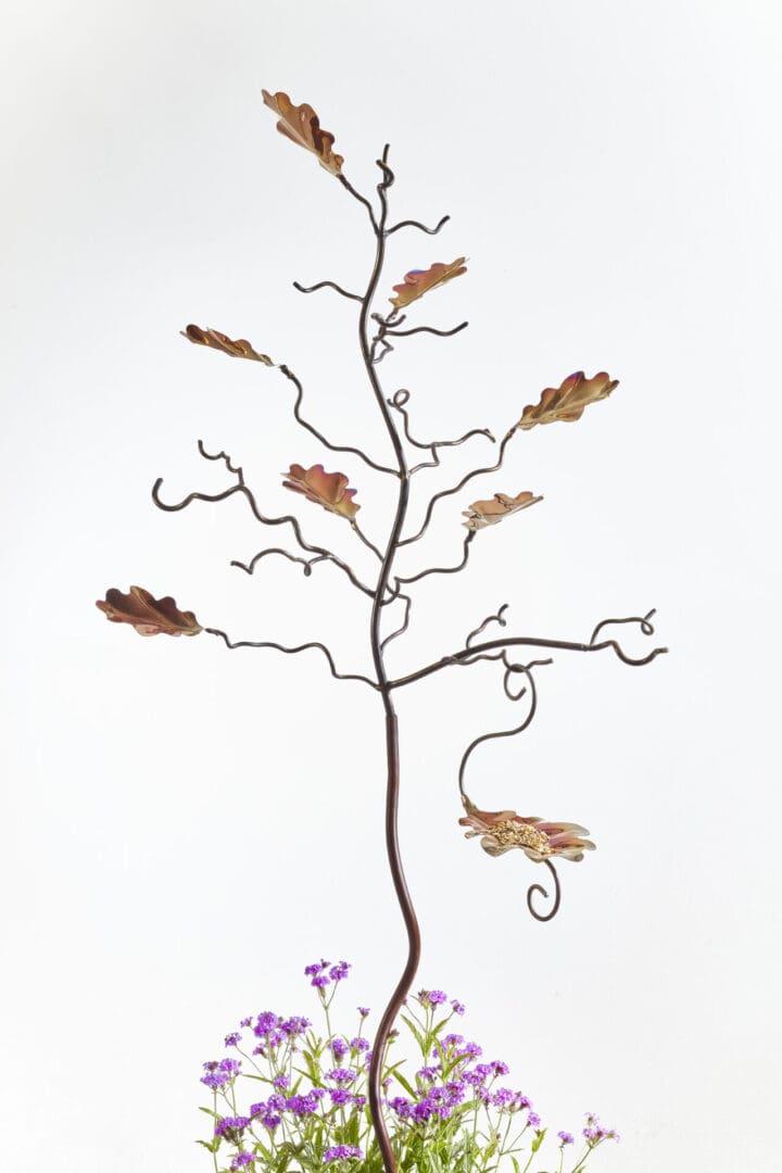 Bird feeder tree bird feeding stand with 7 Oak coloured stainless steel leaves. Memorial gift, iron & steel wedding anniversary, family tree - Image 5