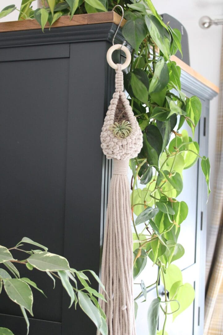 Beige Pod Hanger