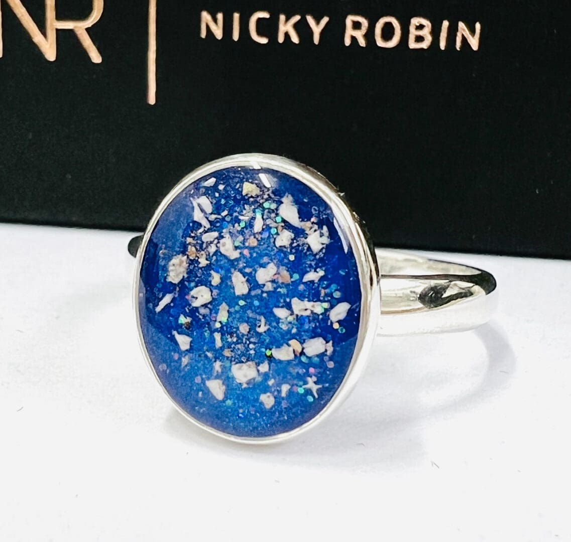 oval ashes ring