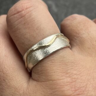 Gold Wave Ring