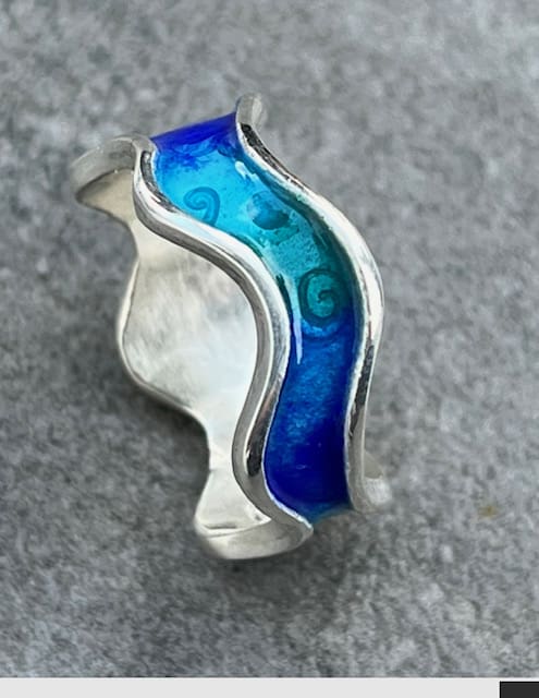 Enamel Wave Ring - Image 5