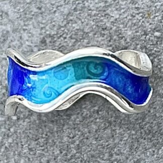 Enamel Wave Ring