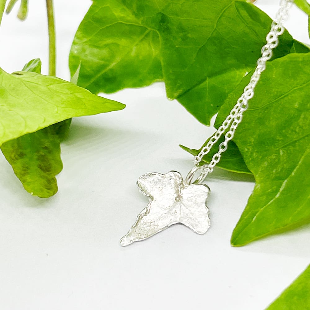 Silver Ivy Leaf Necklace - Image 2