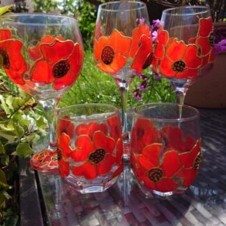 Hand-painted RED wine glass 'Poppies' 400ml