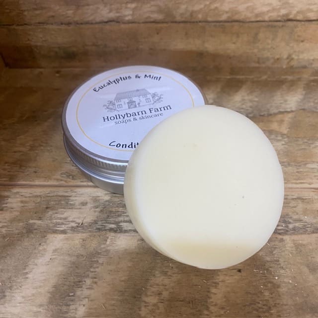 Solid-conditioner-bar-for-hair