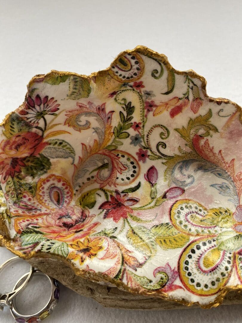 A Large handcrafted Decoupaged Oyster Shell - Image 2