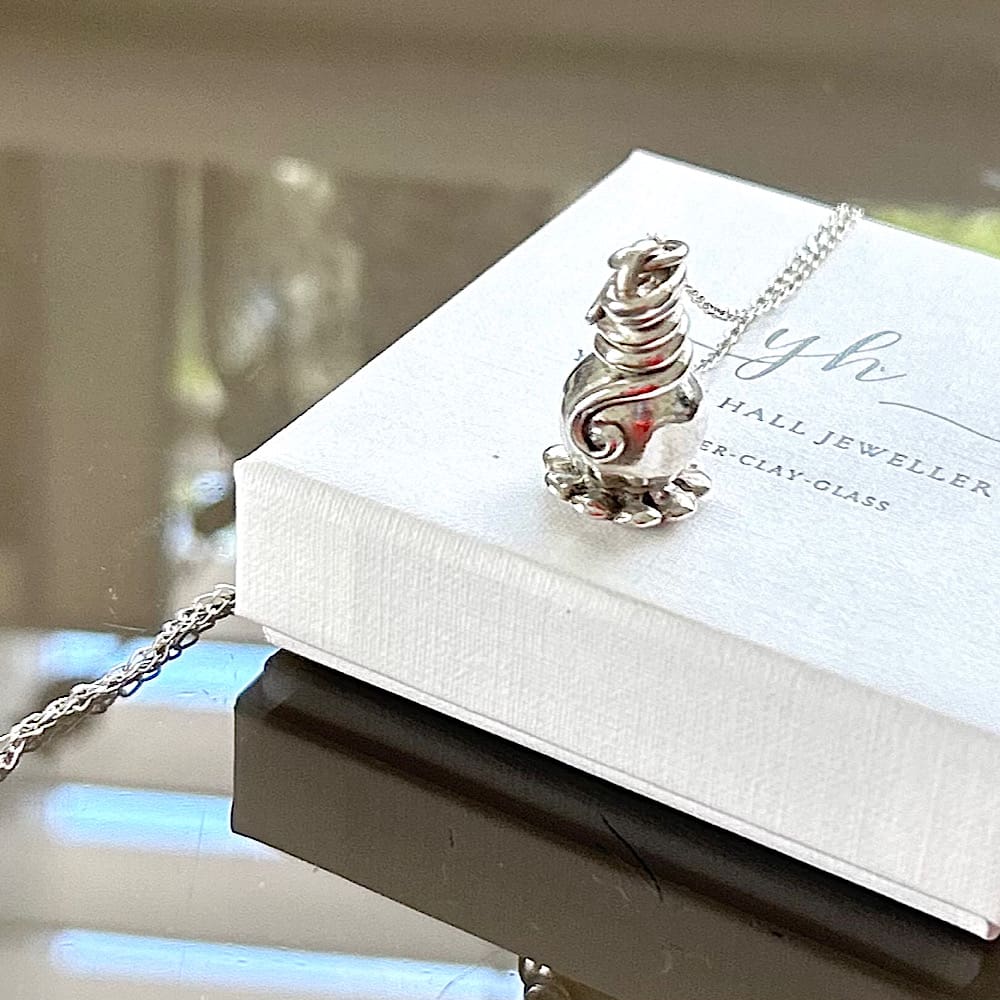 Fine Silver Poppy Seed Head Pendant Necklace - Image 2