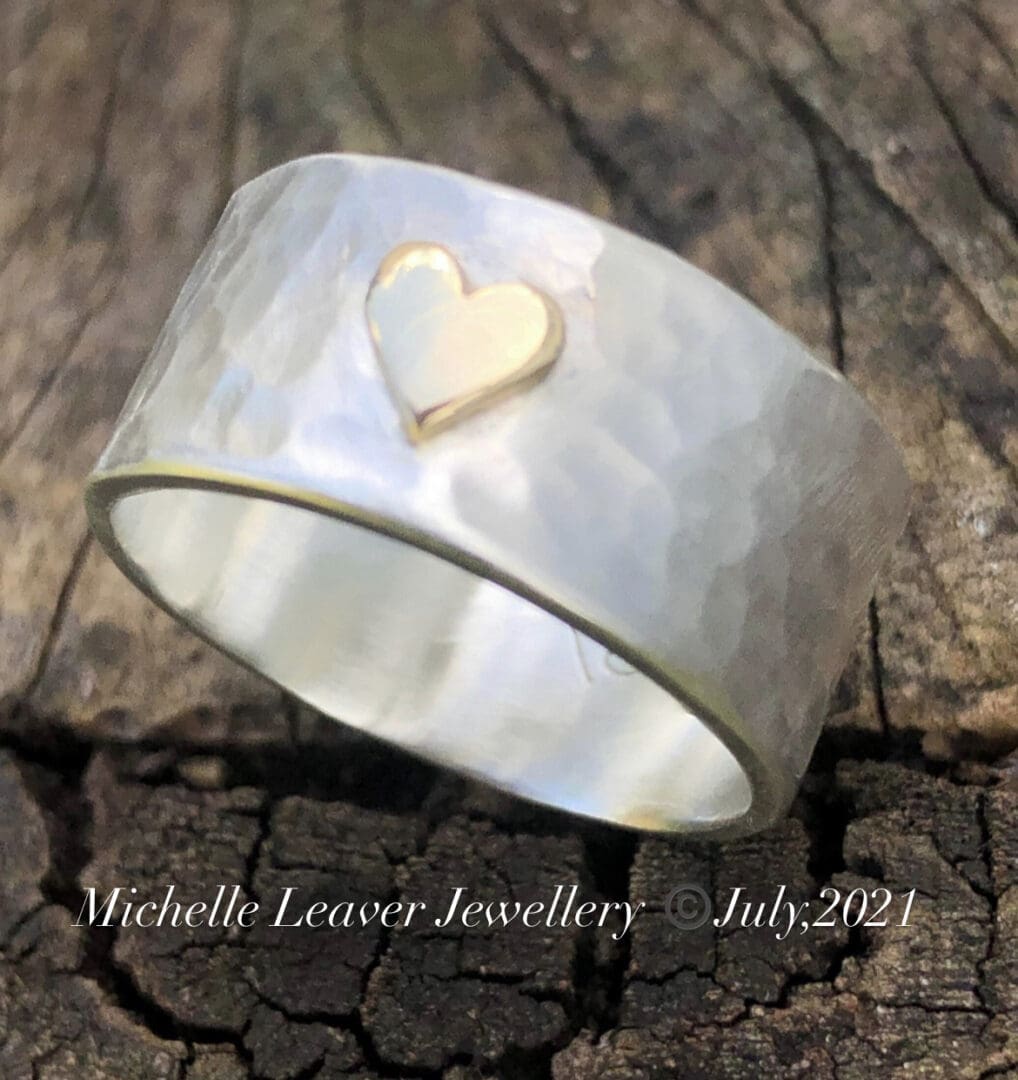 Chunky Gold Heart Ring - Image 6