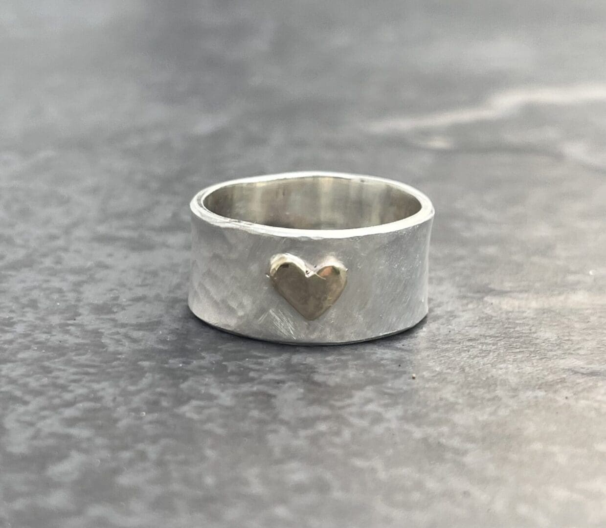 Chunky Gold Heart Ring - Image 3