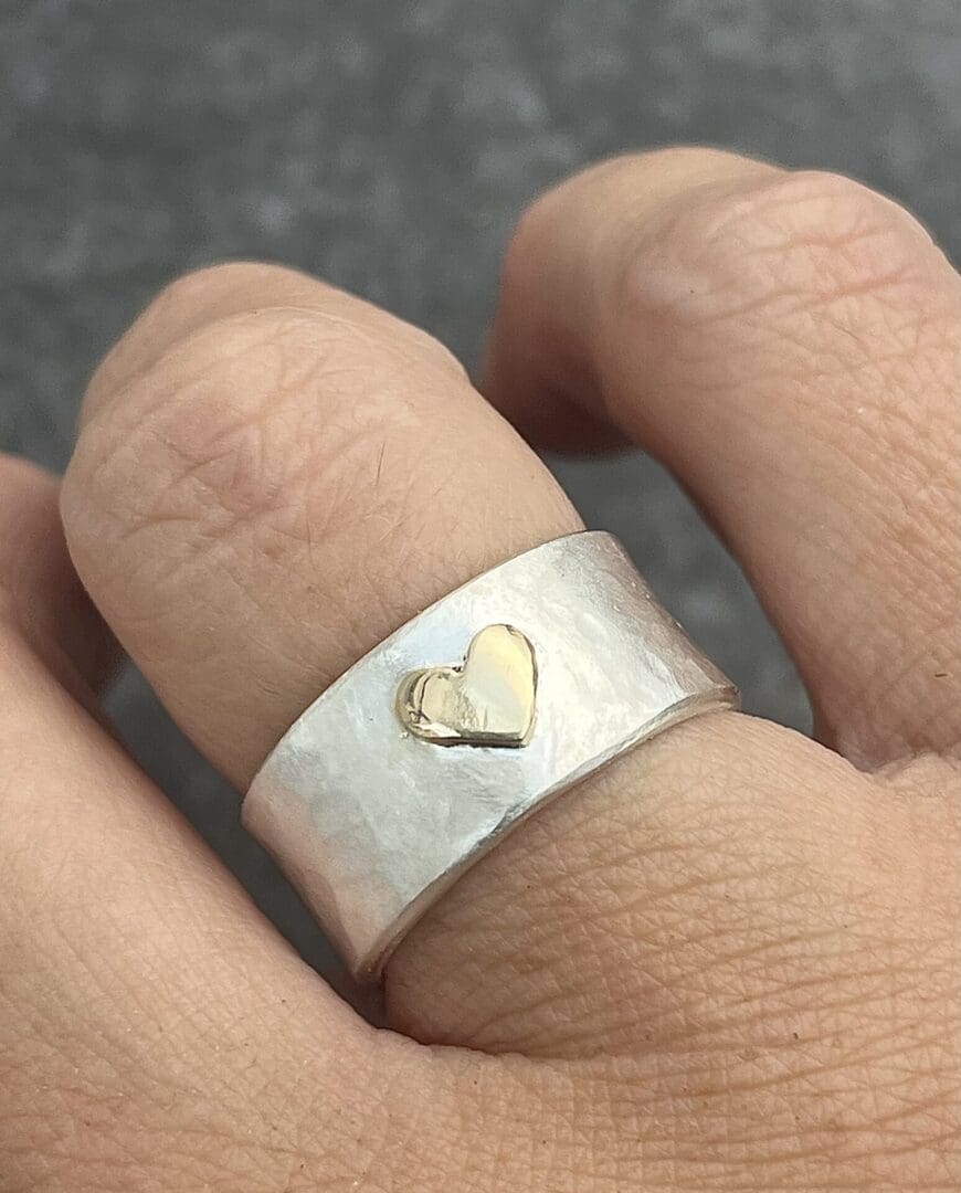Chunky Gold Heart Ring - Image 2