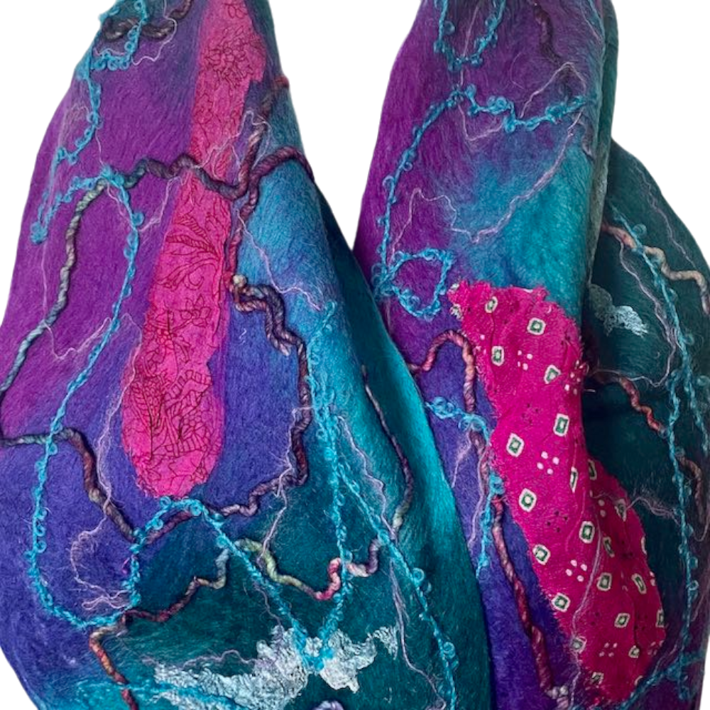 Long Cowl Scarf Handmade Wool and Viscose Felt with Silk and Yarns: Aurora 2023 - Image 6