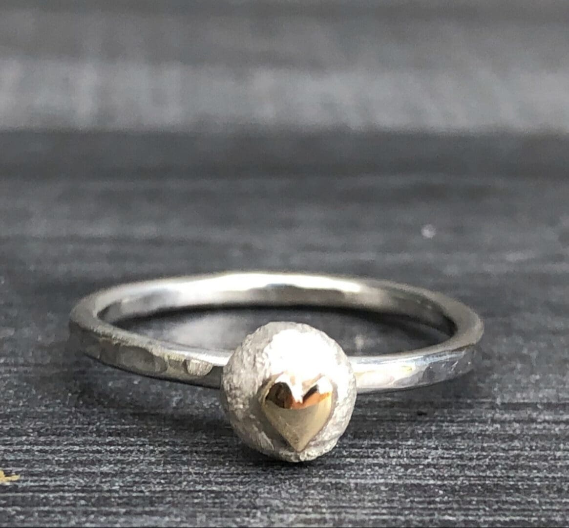Gold Heart Pebble Ring - Image 7