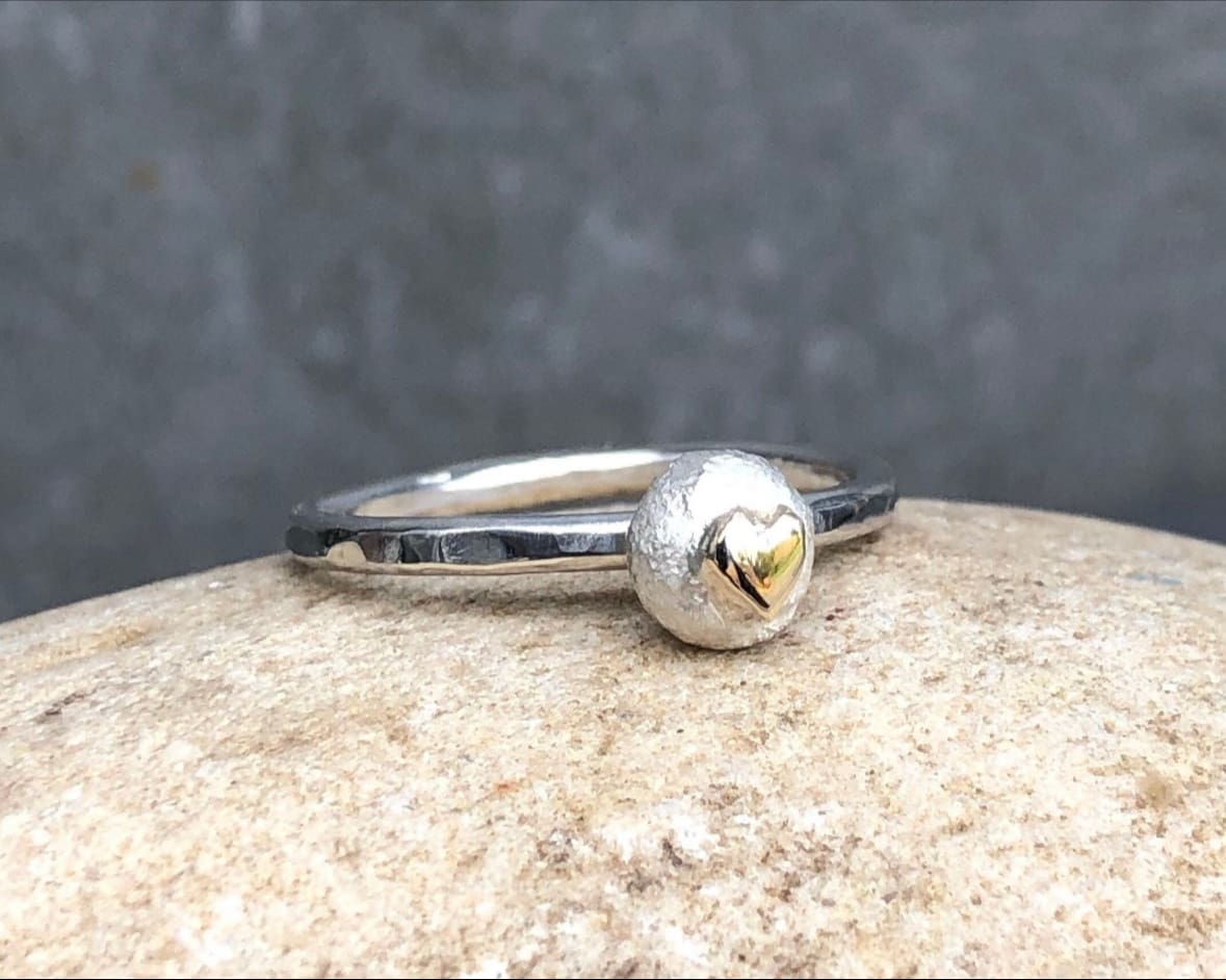 Gold Heart Pebble Ring - Image 4