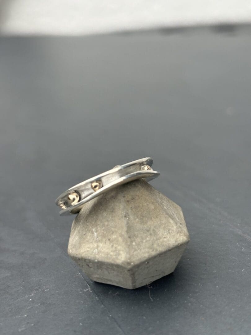 Gold Bubbles Silver Freeform Ring - Image 4