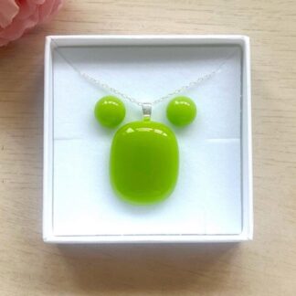 Green earrings and Pendant Jewellery Set - Fused Glass