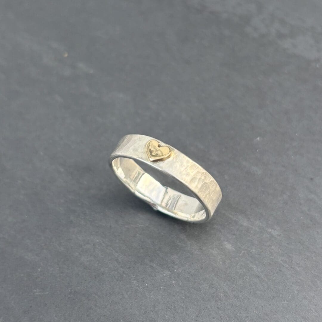 Gold Heart Ring - Image 3