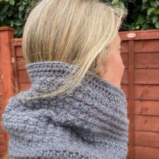 Crochet-Cowl