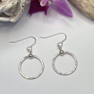 Hammered silver circle dangle earrings