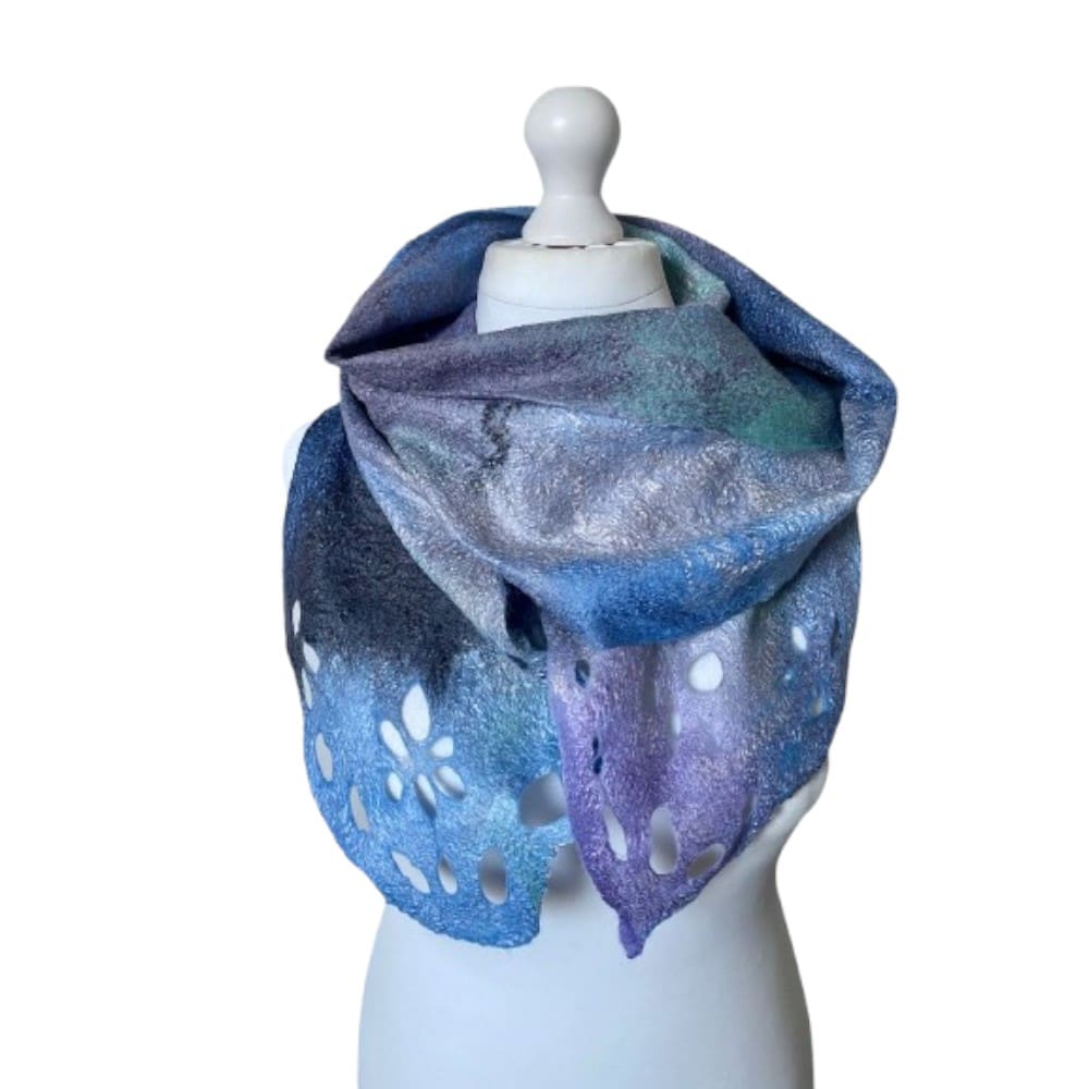 Winter: Merino Wool Felt Scarf Silver Grey Handmade - Image 2