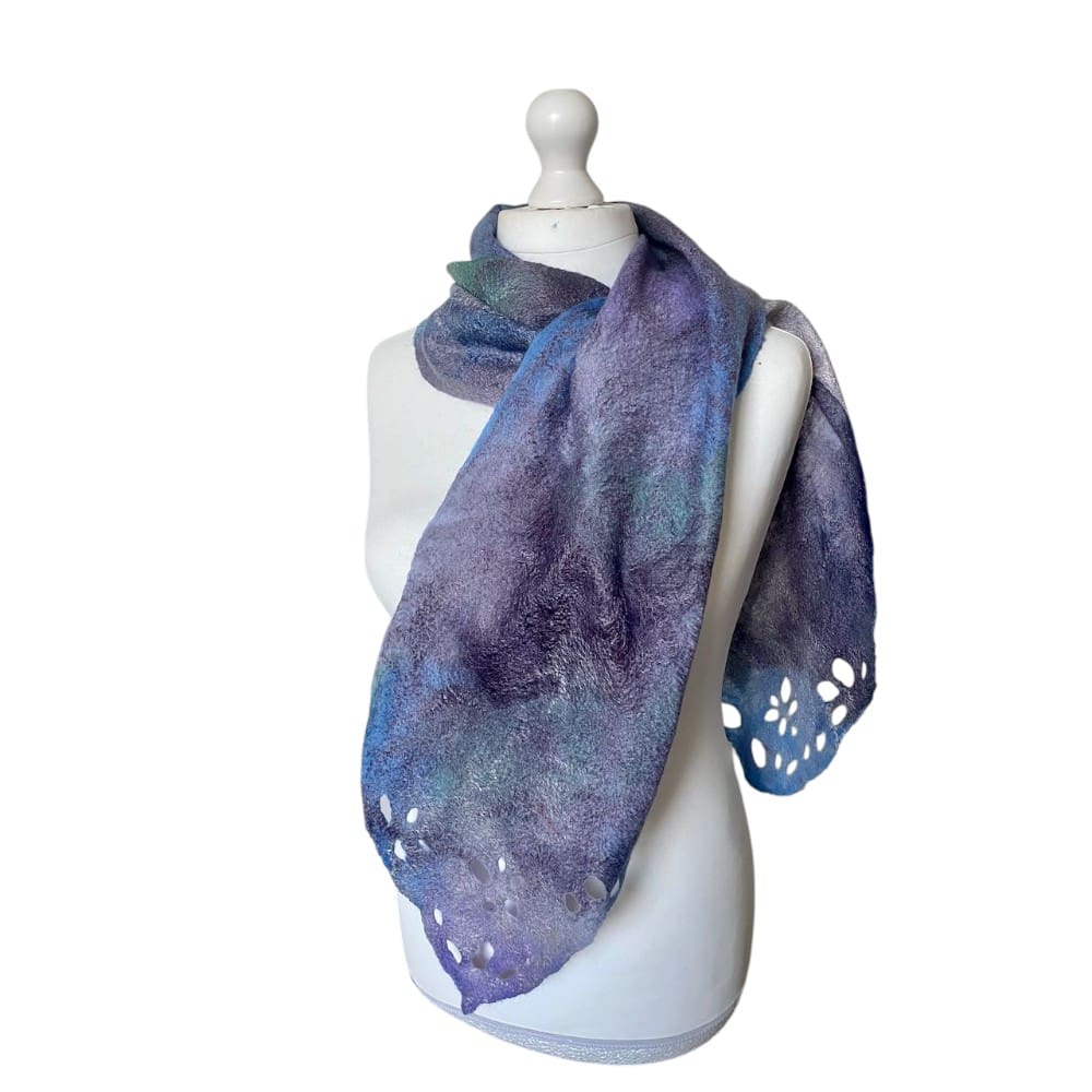 Winter: Merino Wool Felt Scarf Silver Grey Handmade - Image 4