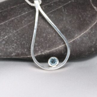 silver and sapphire necklace