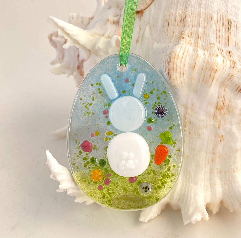 Easter bunny egg decoration