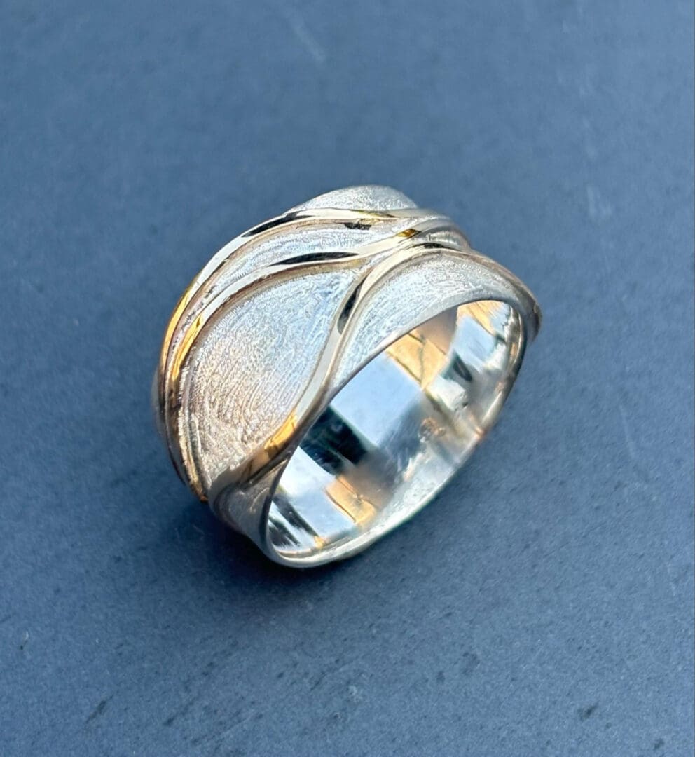 Gold Waves Silver Ring - Image 3