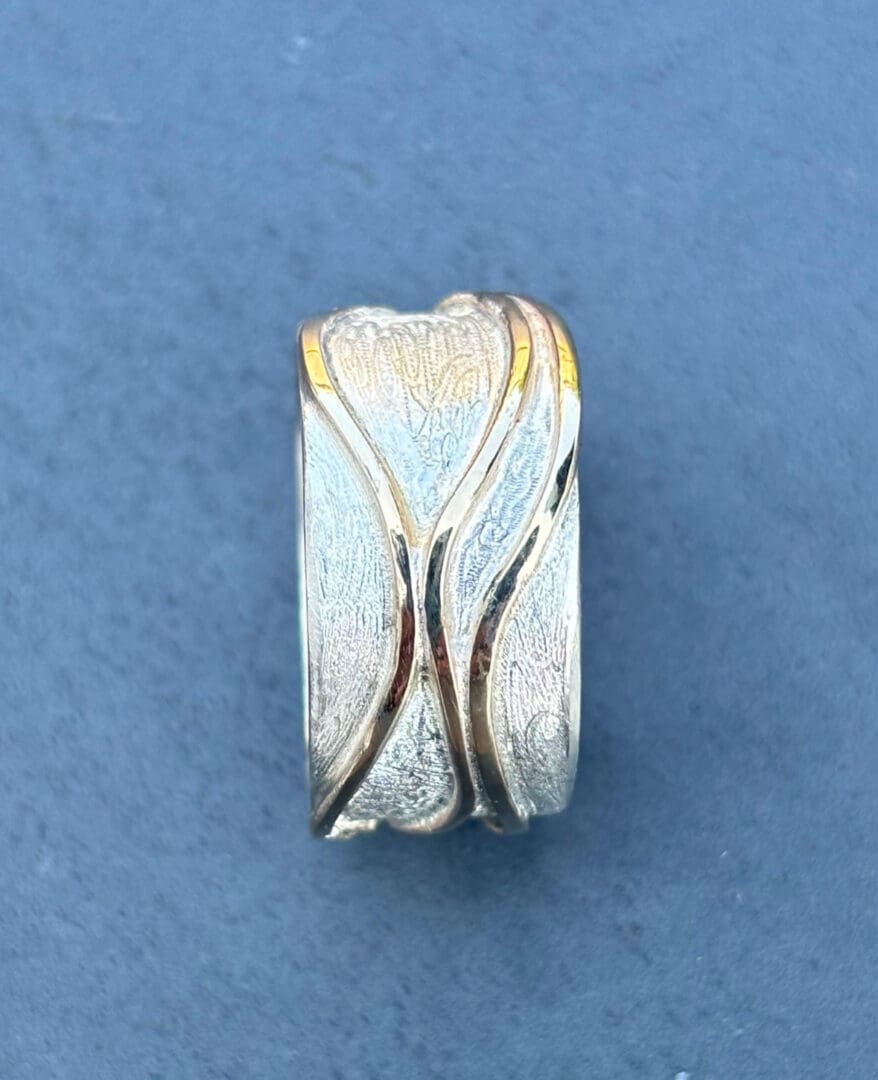 Gold Waves Silver Ring - Image 2