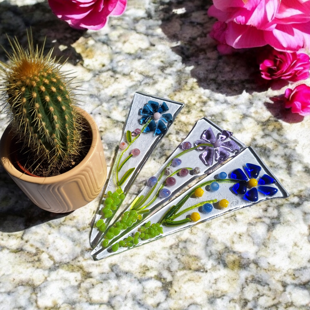 Fused Glass Plant Stake – Garden Gift Idea – Unique Gift for Plant Lover – Handmade Glass Garden Art – Colourful Plant Decoration - Image 5