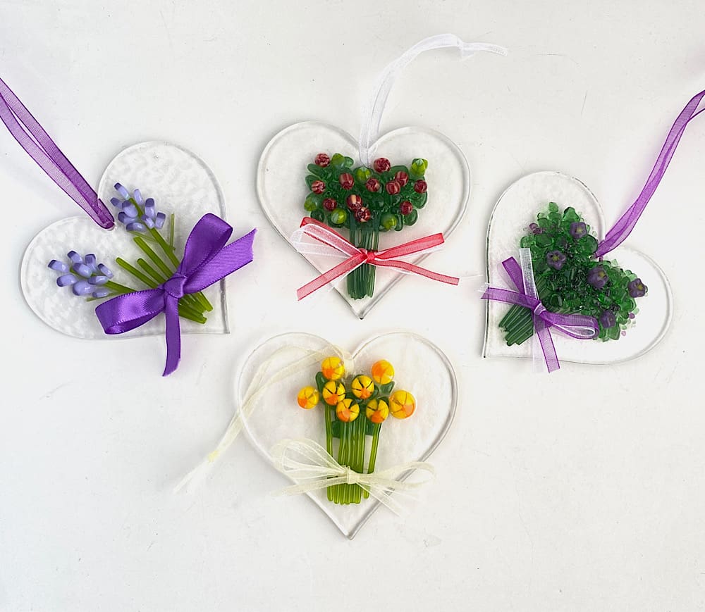 Tied flower posy hearts in glass