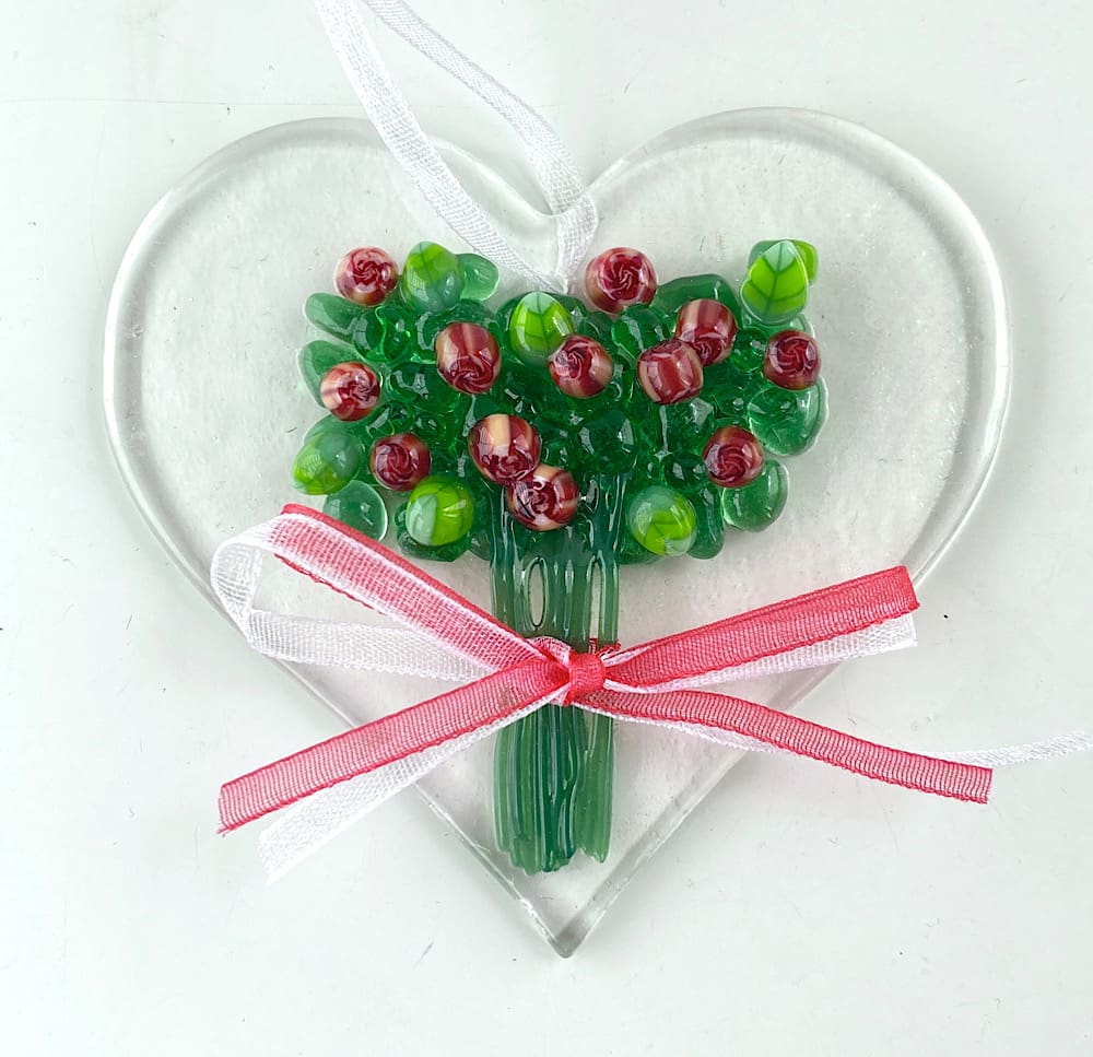 Tied Flower Posy Fused Glass Heart (Roses, Violets, Lavender or Daffodils) - Image 4