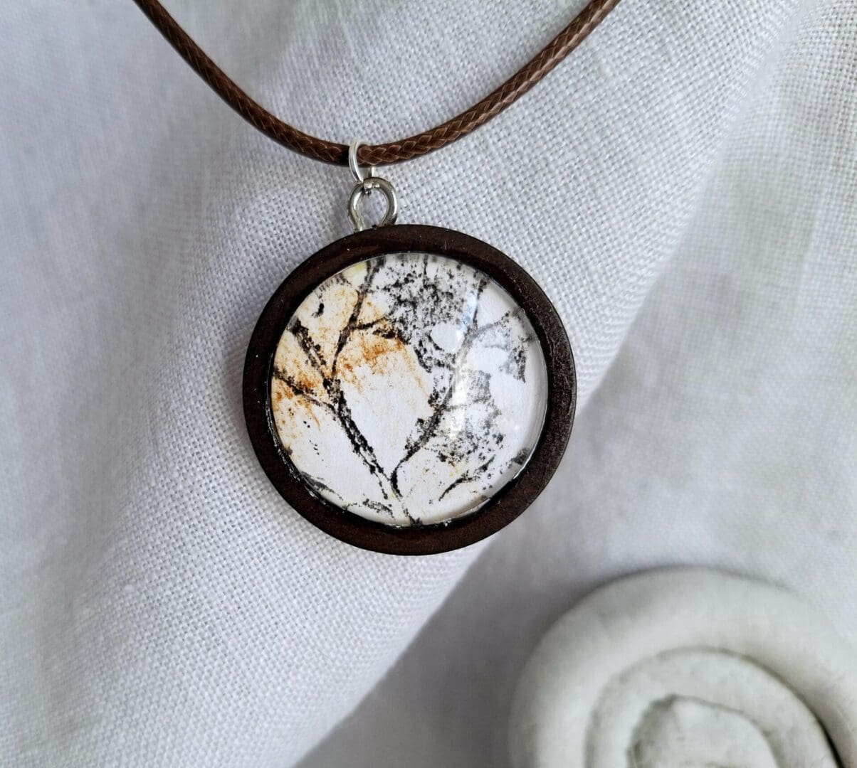 Wooden pendant necklace- Fragments of Nature collection