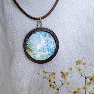 Wooden pendant necklace- Fragments of Nature collection