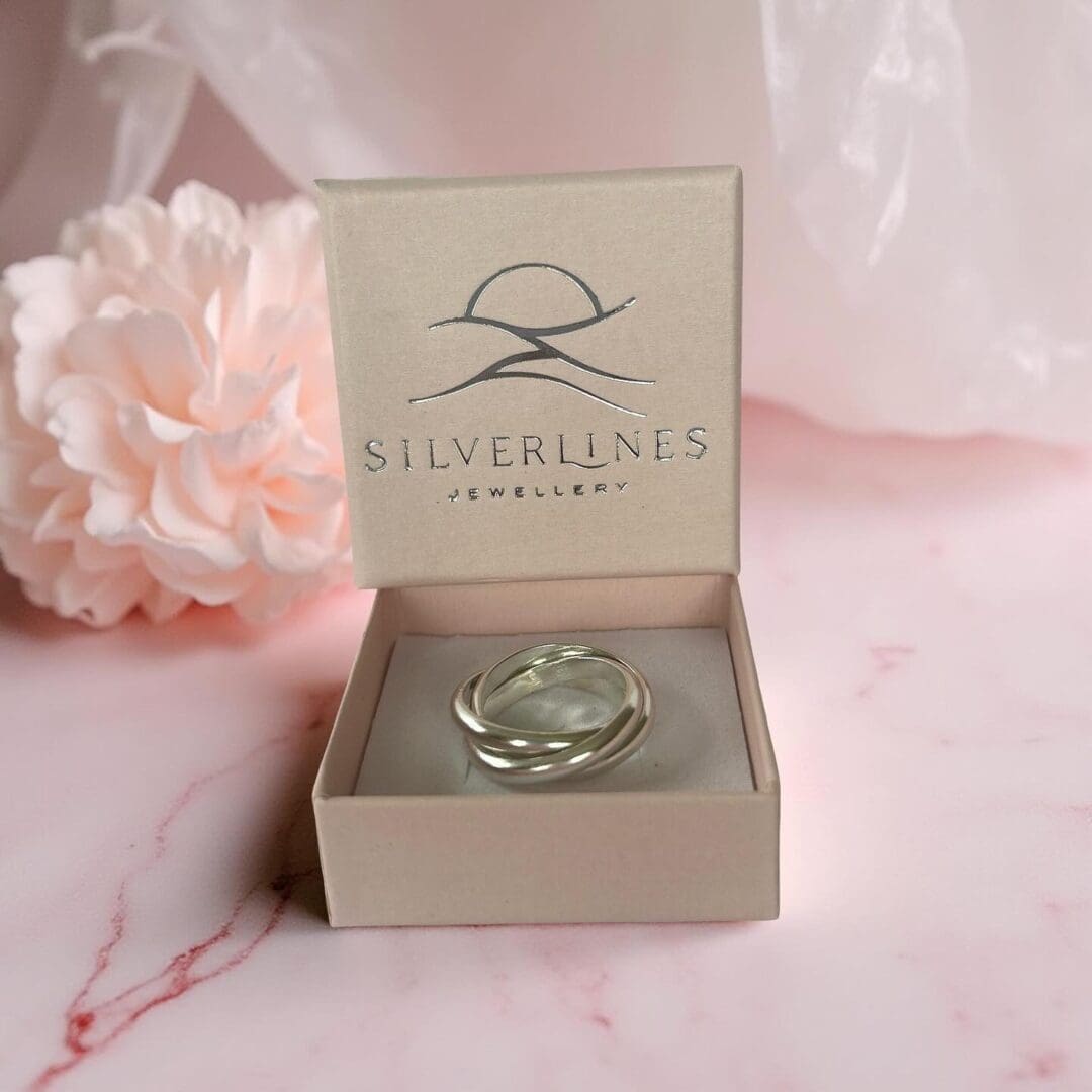 Silver Russian Interlocked Rings - Image 5