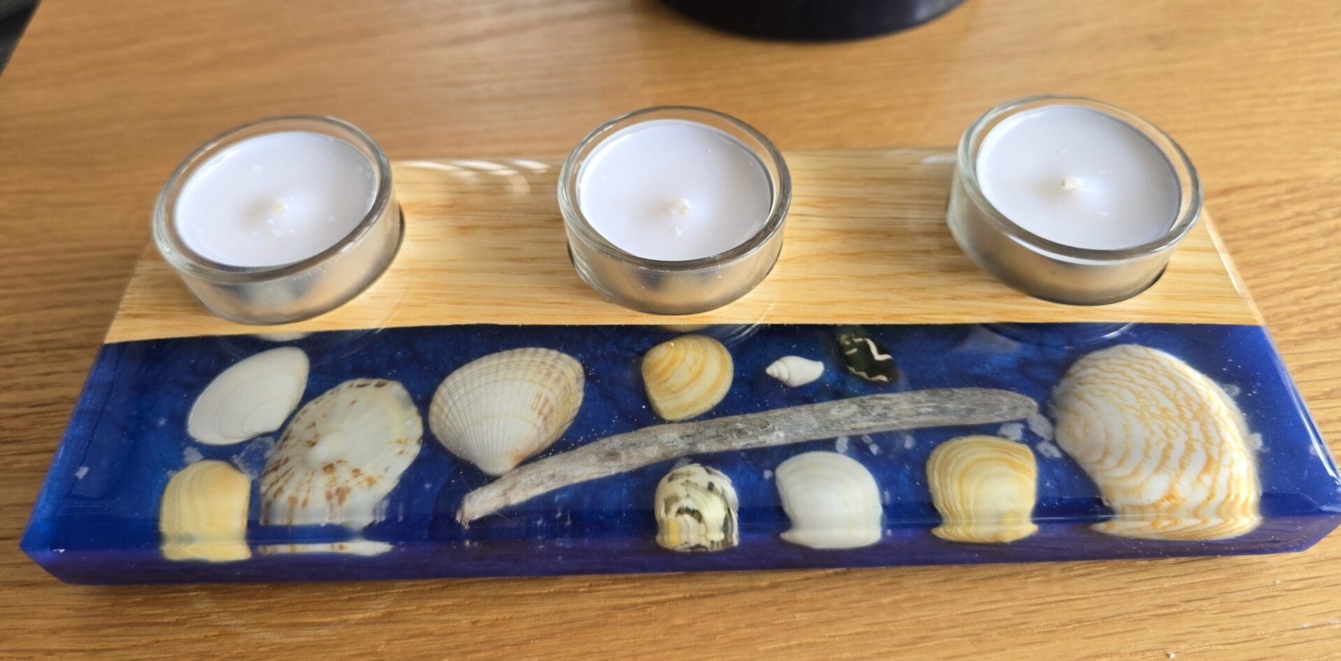 Oak & Ocean Resin Triple Tealight Holder - Image 6
