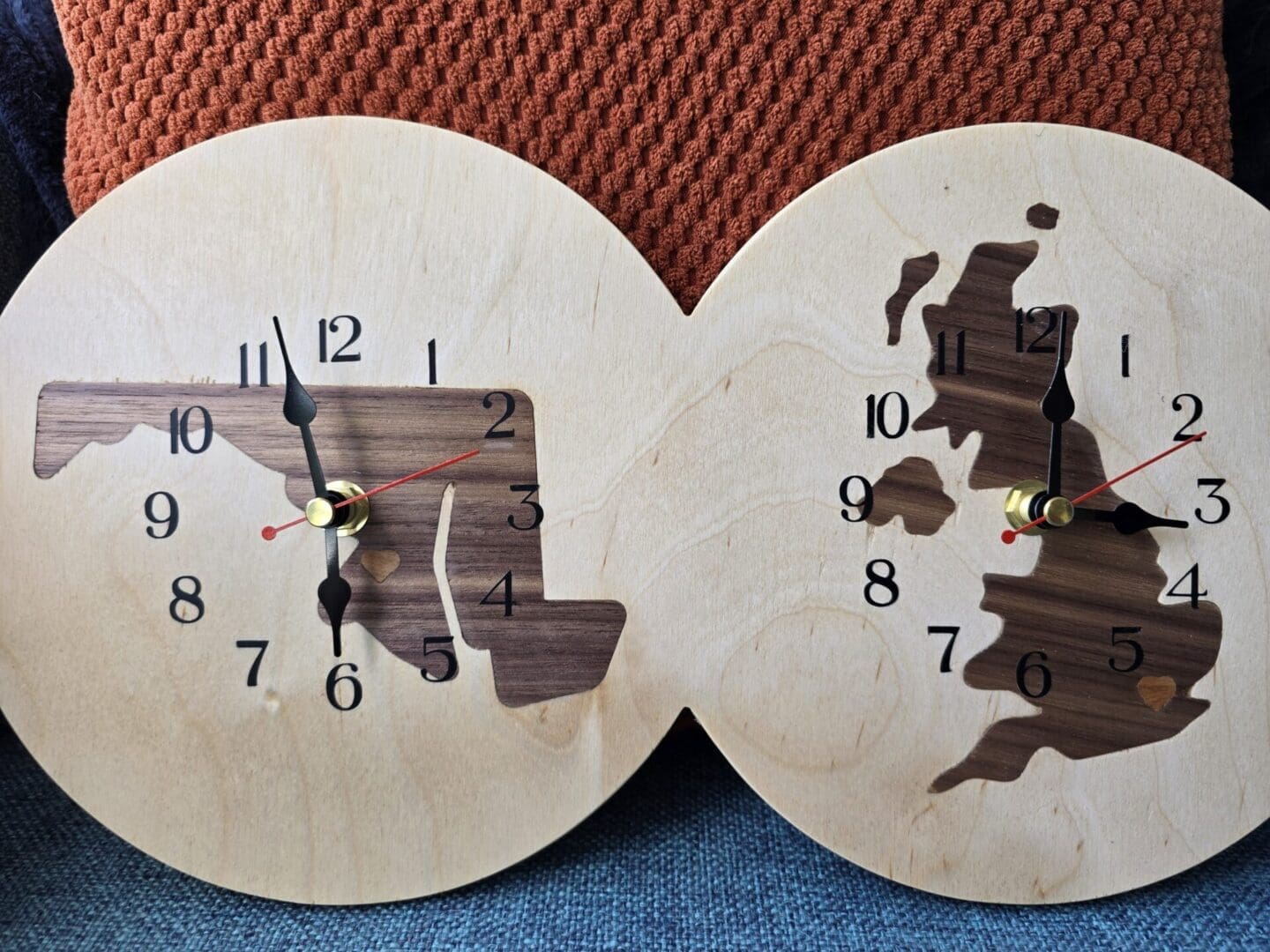 Custom Dual Time Zone Wall Clock with Country Choice - Image 8