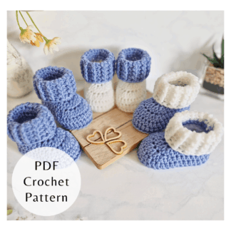 ridged Cuff baby booties pattern, solid or multiple colour options, perfect for Christmas baby booties
