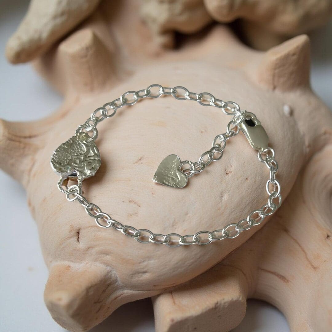 Friendship Silver Heart Bracelet - Image 3