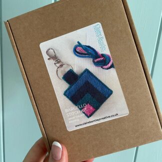 Bargello Keyring Making Kit – Sewing Craft Kit for Girls, Kids & Beginners
