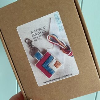 Bargello Keyring Craft Kit – Beginner Needlepoint Kit for Kids & Adults