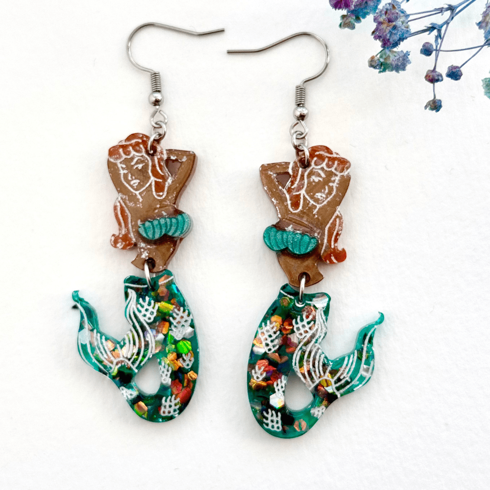 Pin-Up Mermaid Earrings – Tattoo-Inspired Resin Statement Jewellery - Image 7
