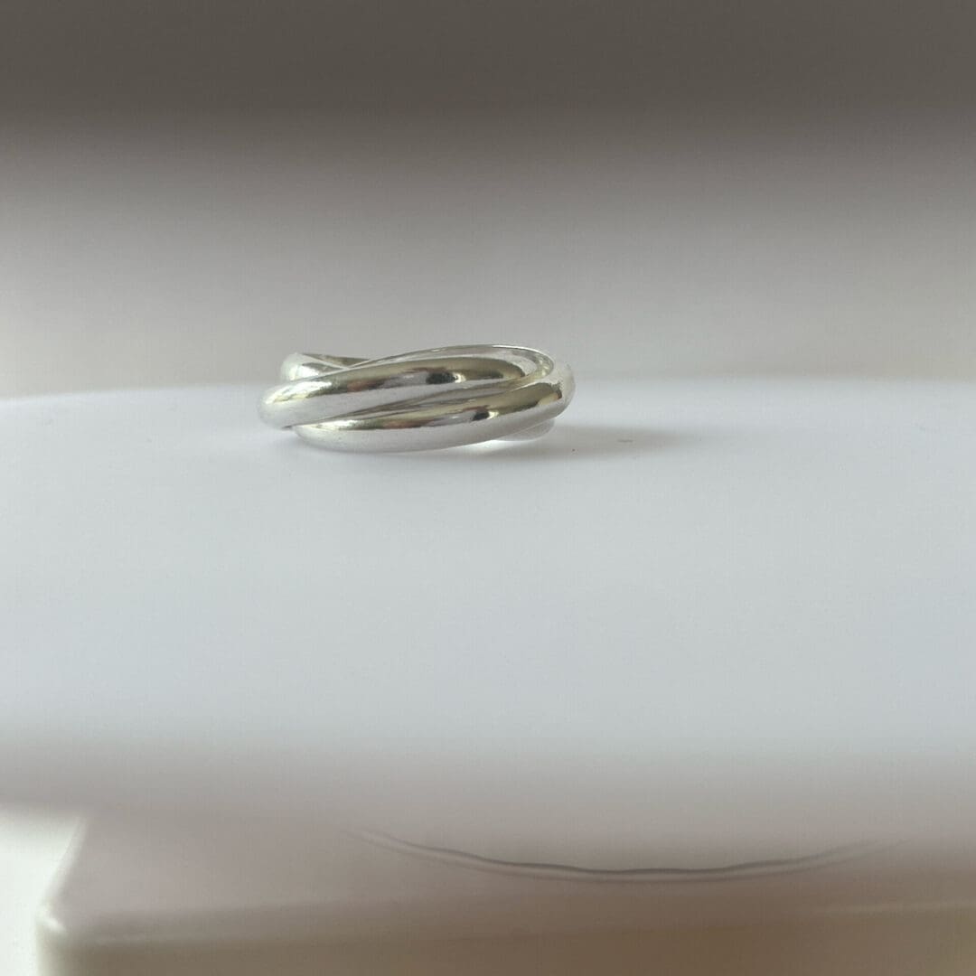 Silver Russian Interlocked Rings - Image 4
