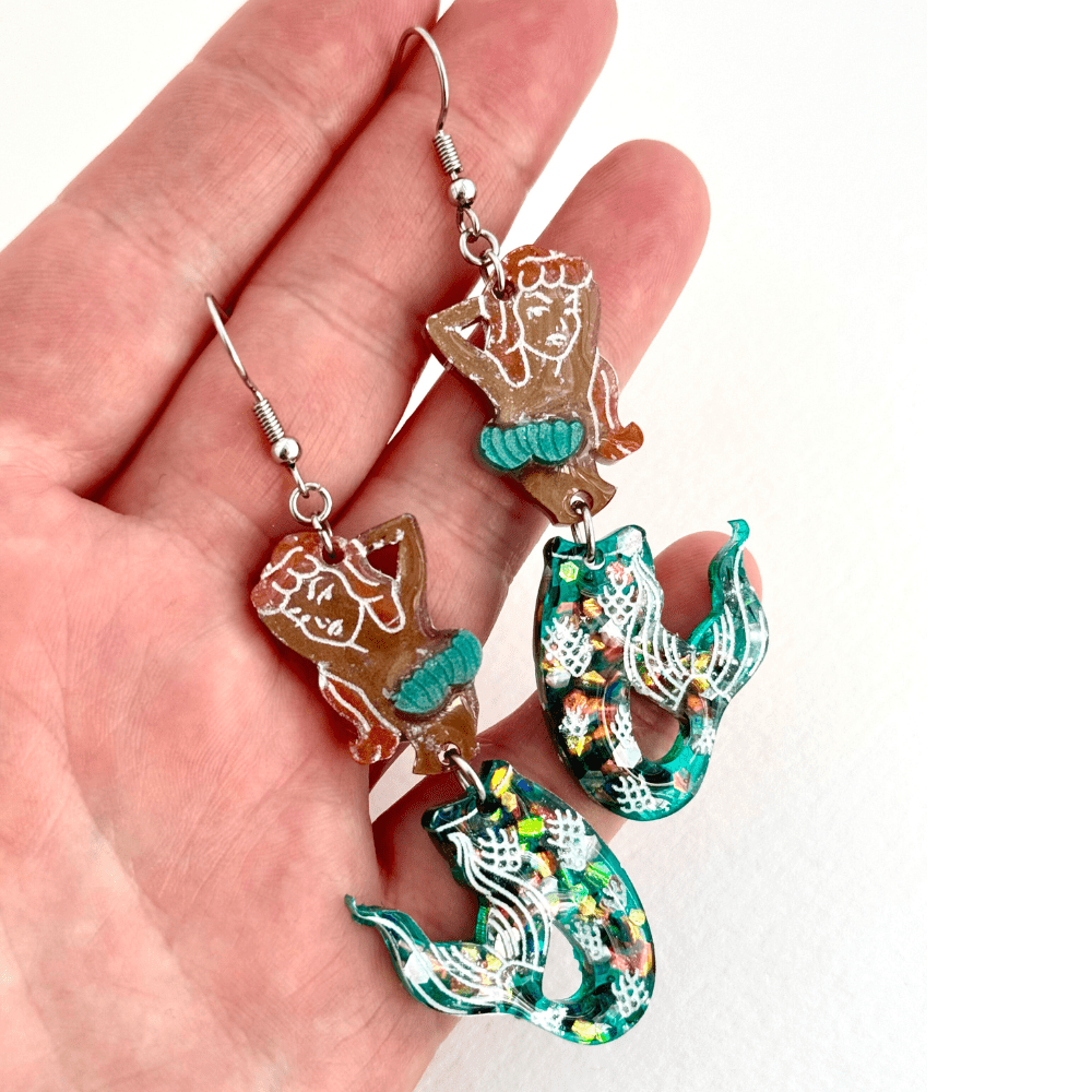 Pin-Up Mermaid Earrings – Tattoo-Inspired Resin Statement Jewellery - Image 5