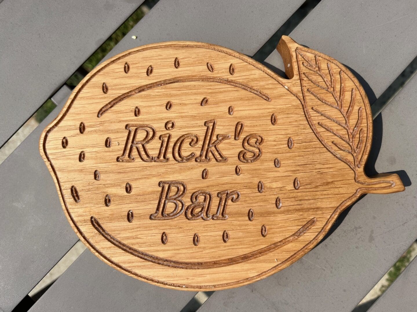 Solid Oak Lemon Shaped Chopping Board. - Image 3