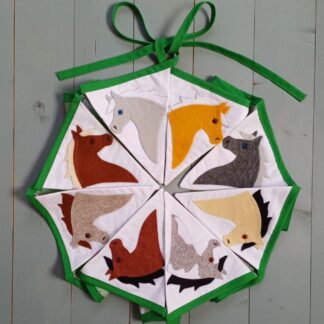 Horse and pony cameo bunting in fabric and felt by lyndawilcansew