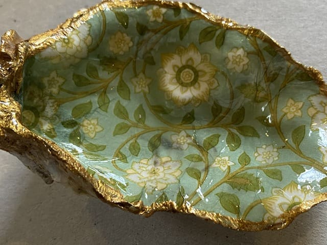 Handcrafted Decoupaged Oyster Shell - Image 4