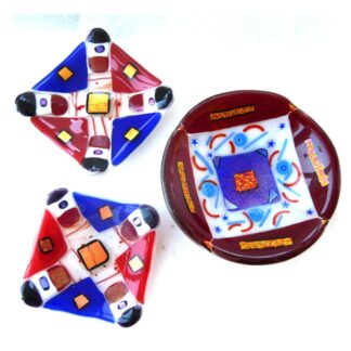 Patriotic fused glass bowl or dish red white blue dichroic